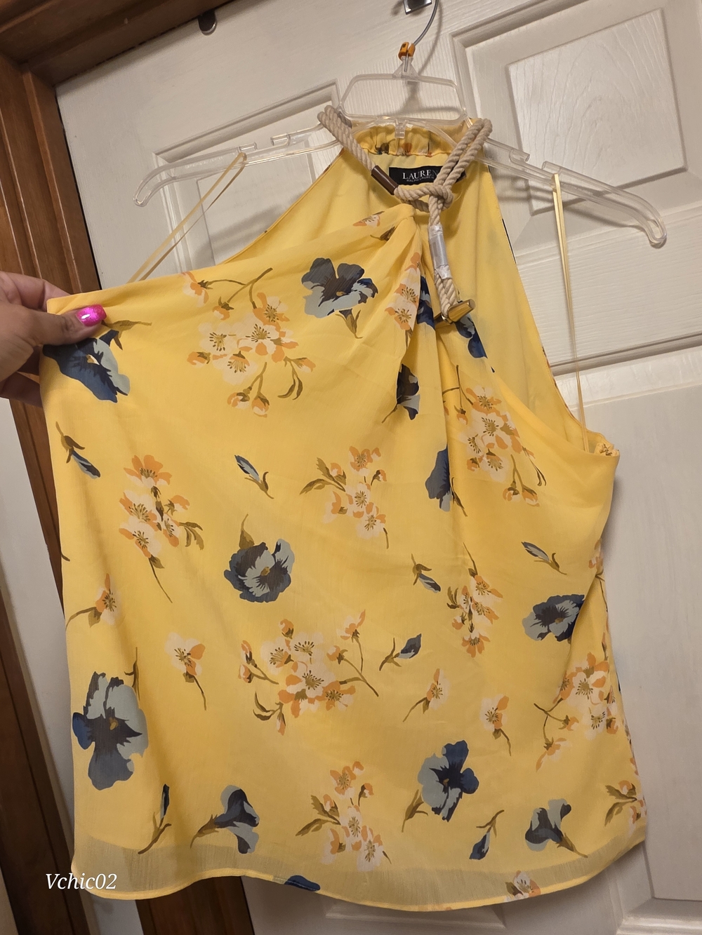 LAUREN RALPH LAUREN
Floral Crinkle Georgette Halter Top Size XL New Without Tags - Picture 6 of 14